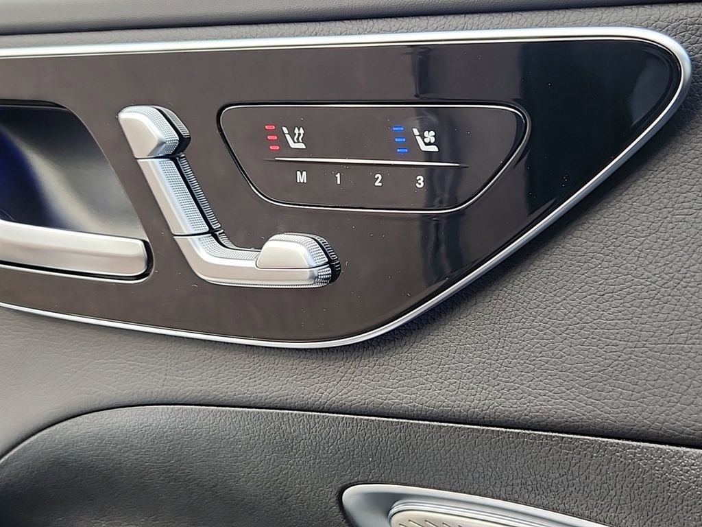 New 2024 Mercedes-Benz C 300 4MATIC Sedan image 8