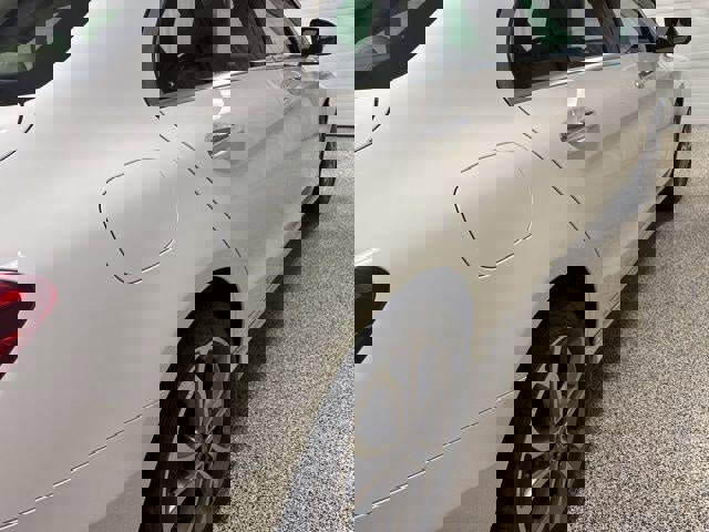 Used 2018 Mercedes-Benz C 300 4MATIC Sedan image 9