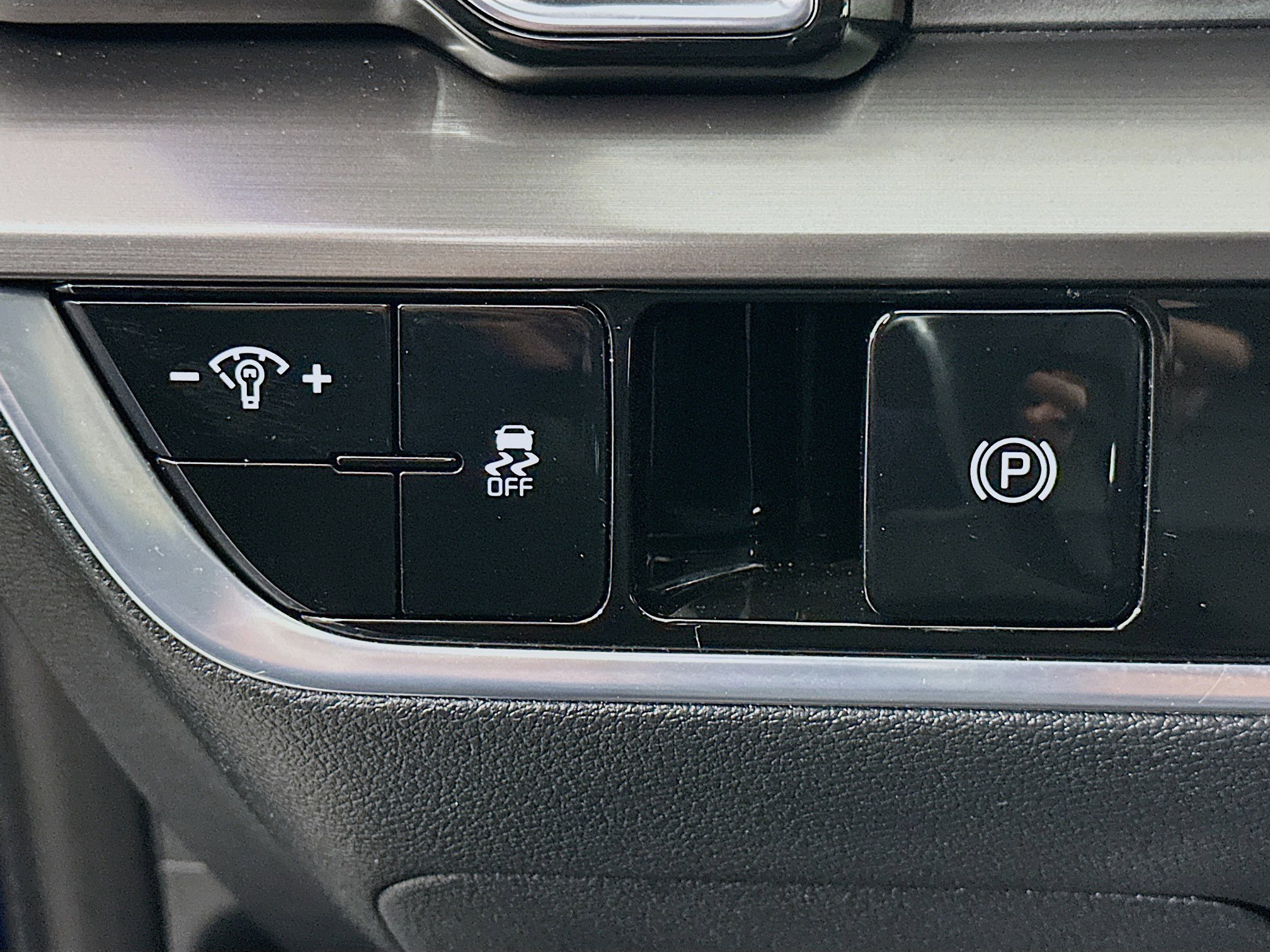 Used 2023 Kia Sportage EX image 17