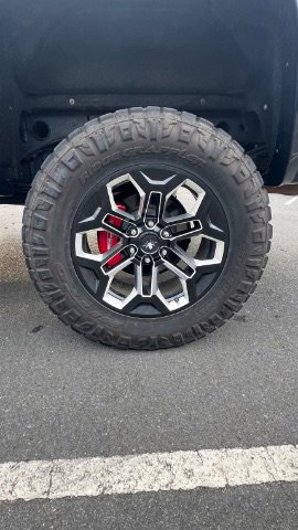 Used 2017 Chevrolet Silverado 1500 LTZ Z71 w/ LTZ Plus Package AWD/4WD image 14