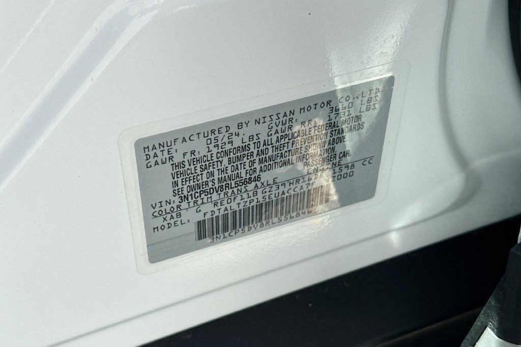 Certified 2024 Nissan Kicks SR w/ SR Premium Package FWD image 28