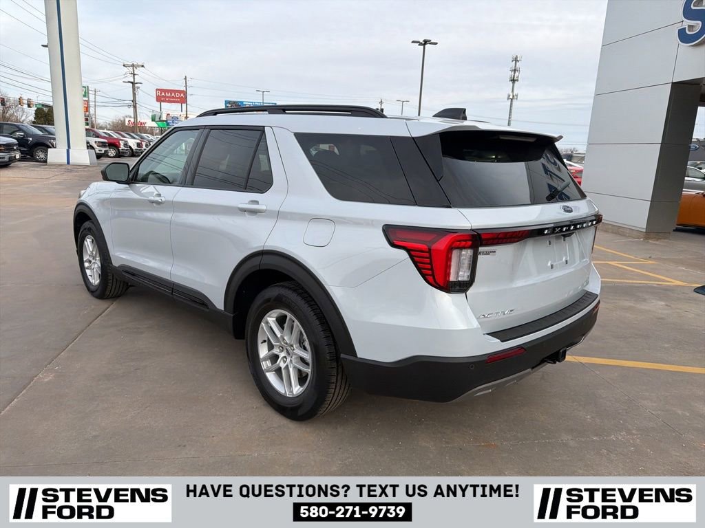 New 2026 Ford Explorer Active w/ Active Comfort Package image 3