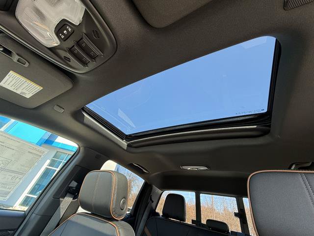 New 2026 GMC Canyon AT4 w/ Technology Plus Package AWD/4WD image 16