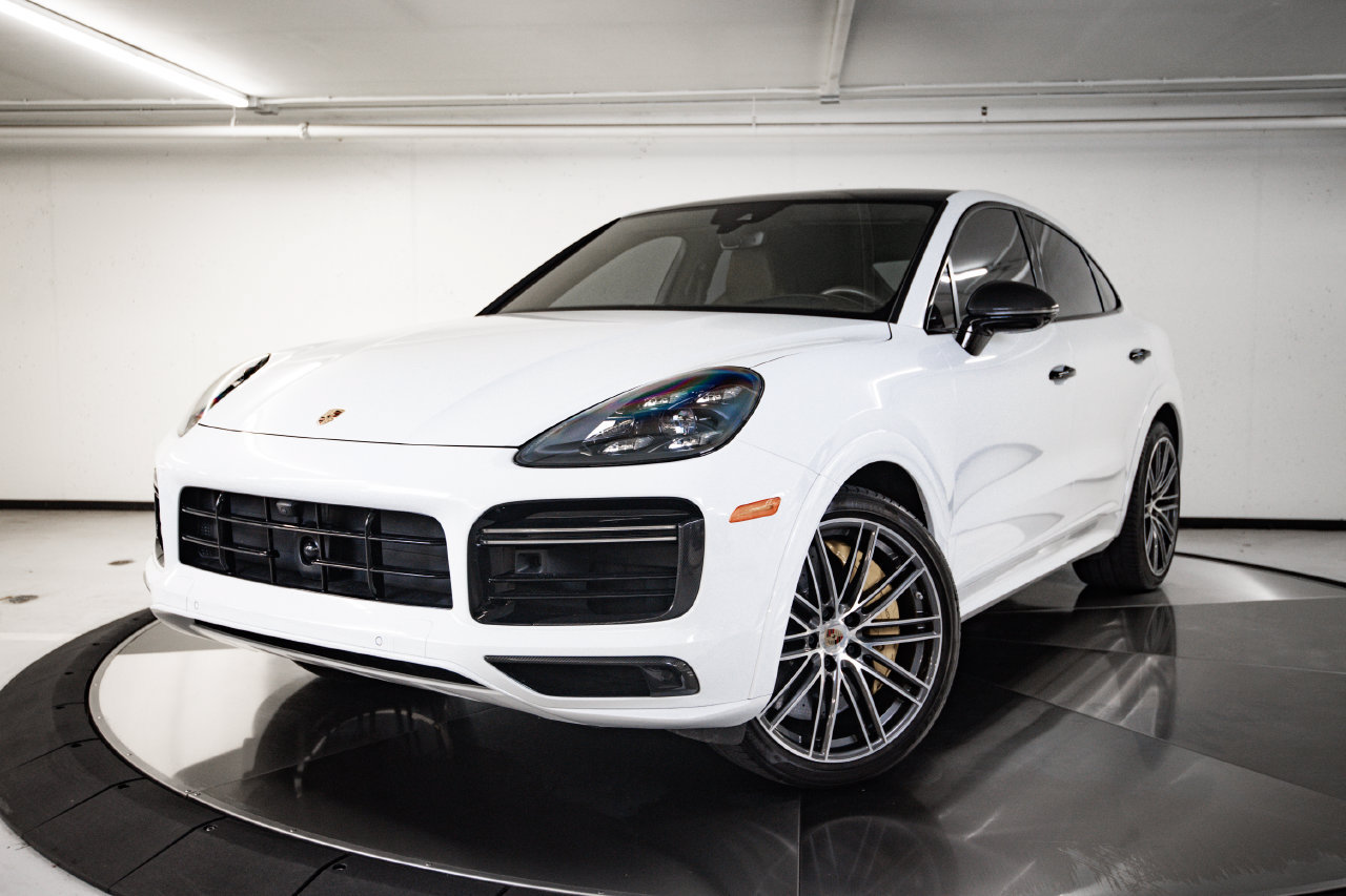 Used 2020 Porsche Cayenne Turbo AWD/4WD image 1