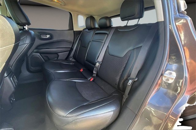 Used 2019 Jeep Compass Latitude image 24