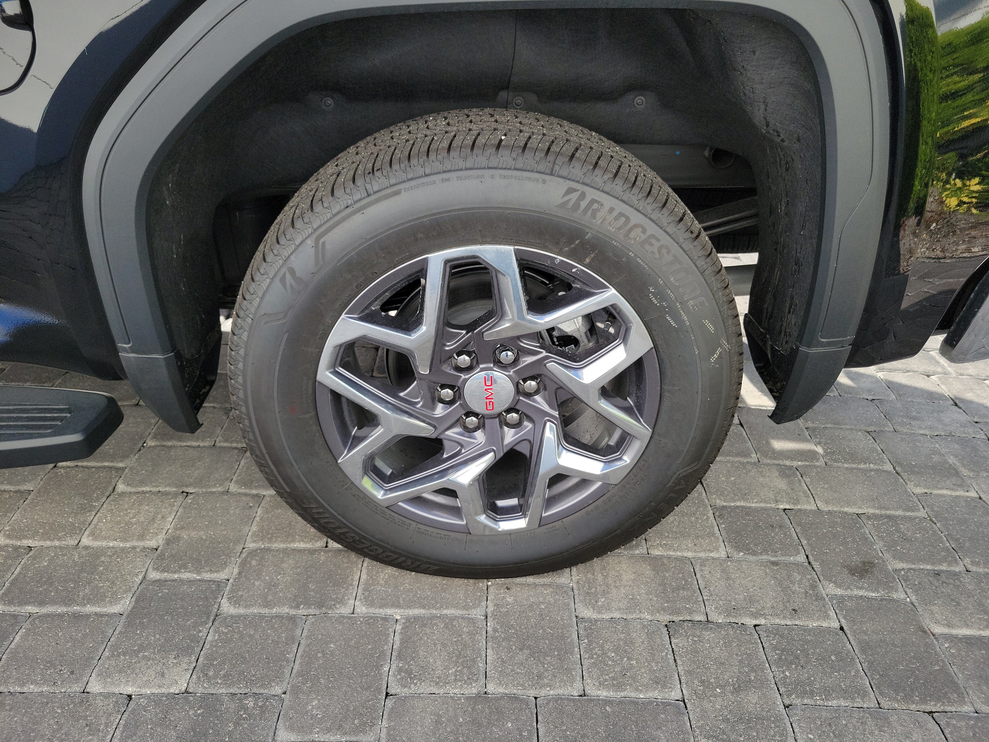 New 2026 GMC Sierra 1500 SLT w/ SLT Premium Plus Package AWD/4WD image 12
