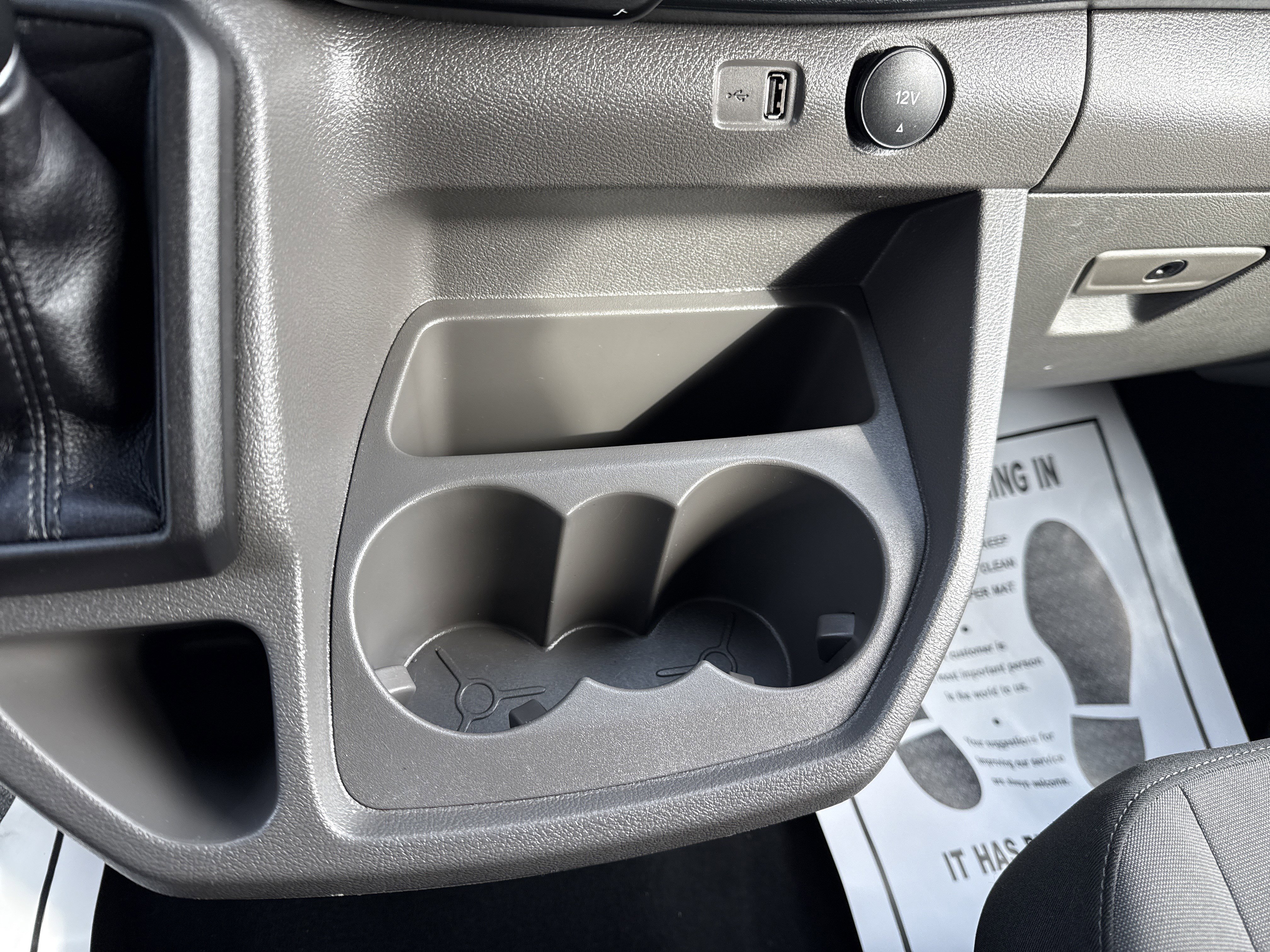 Used 2025 Ford Transit 350 XLT image 28