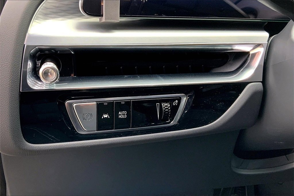 Used 2025 Cadillac Lyriq Sport image 20