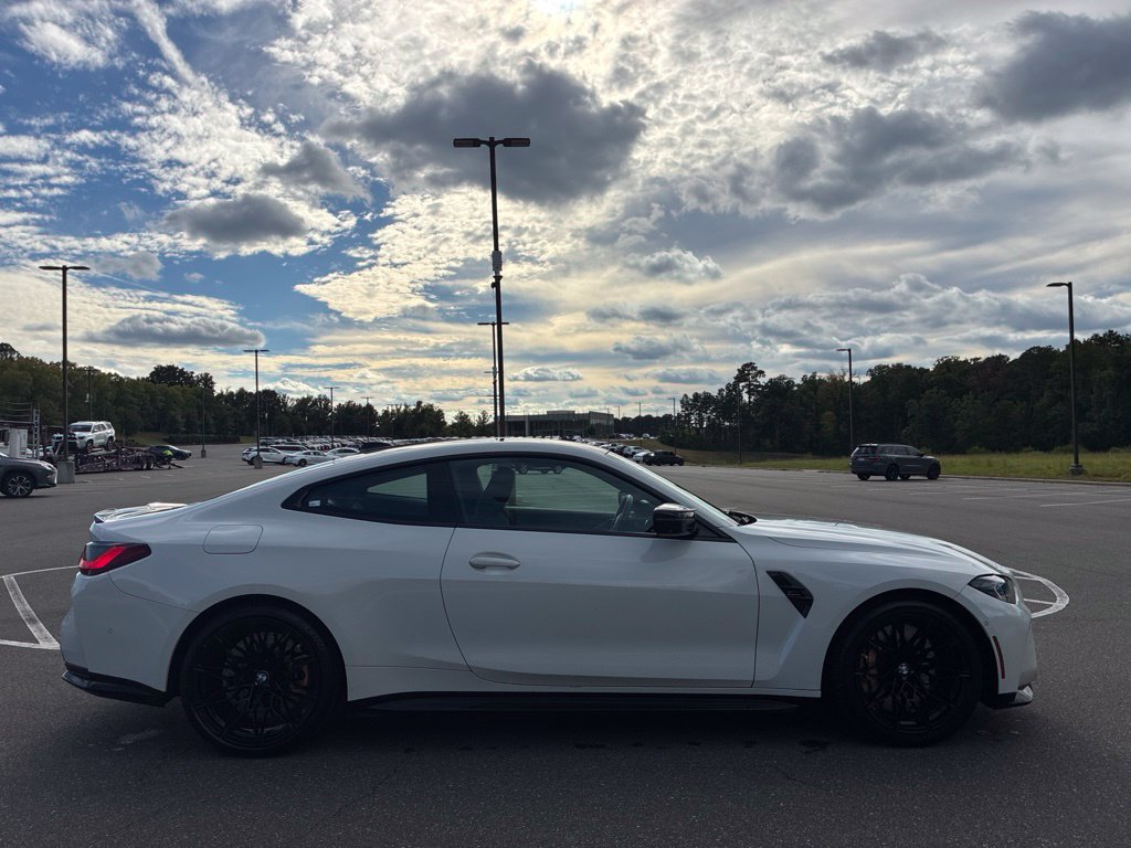 Used 2021 BMW M4 Competition w/ Executive Package RWD image 5