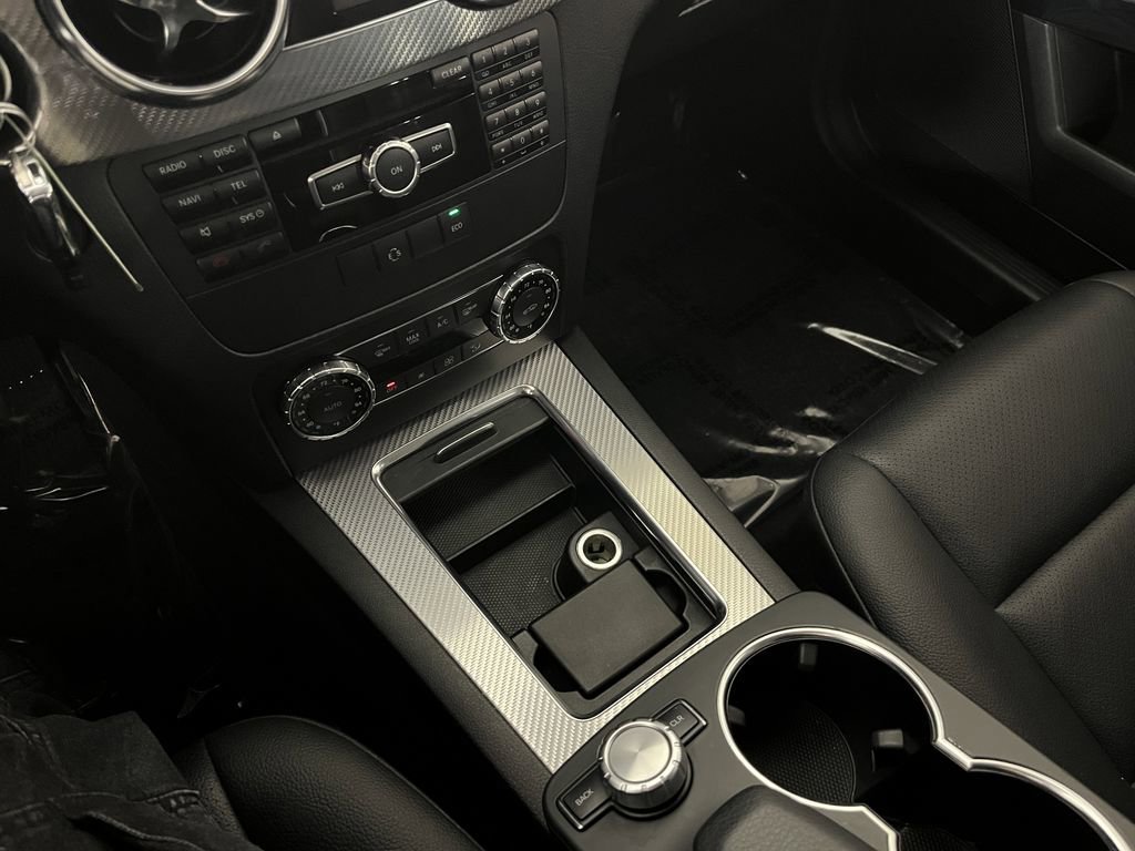 Used 2013 Mercedes-Benz GLK 350 2WD image 25