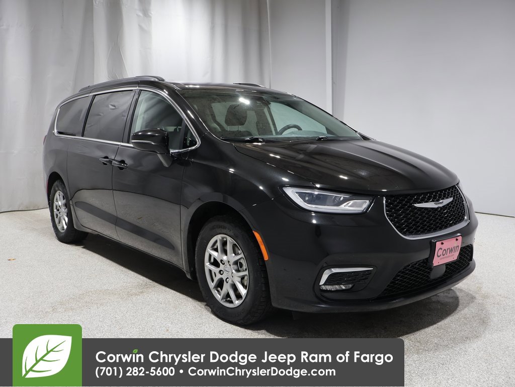Used 2021 Chrysler Pacifica Touring