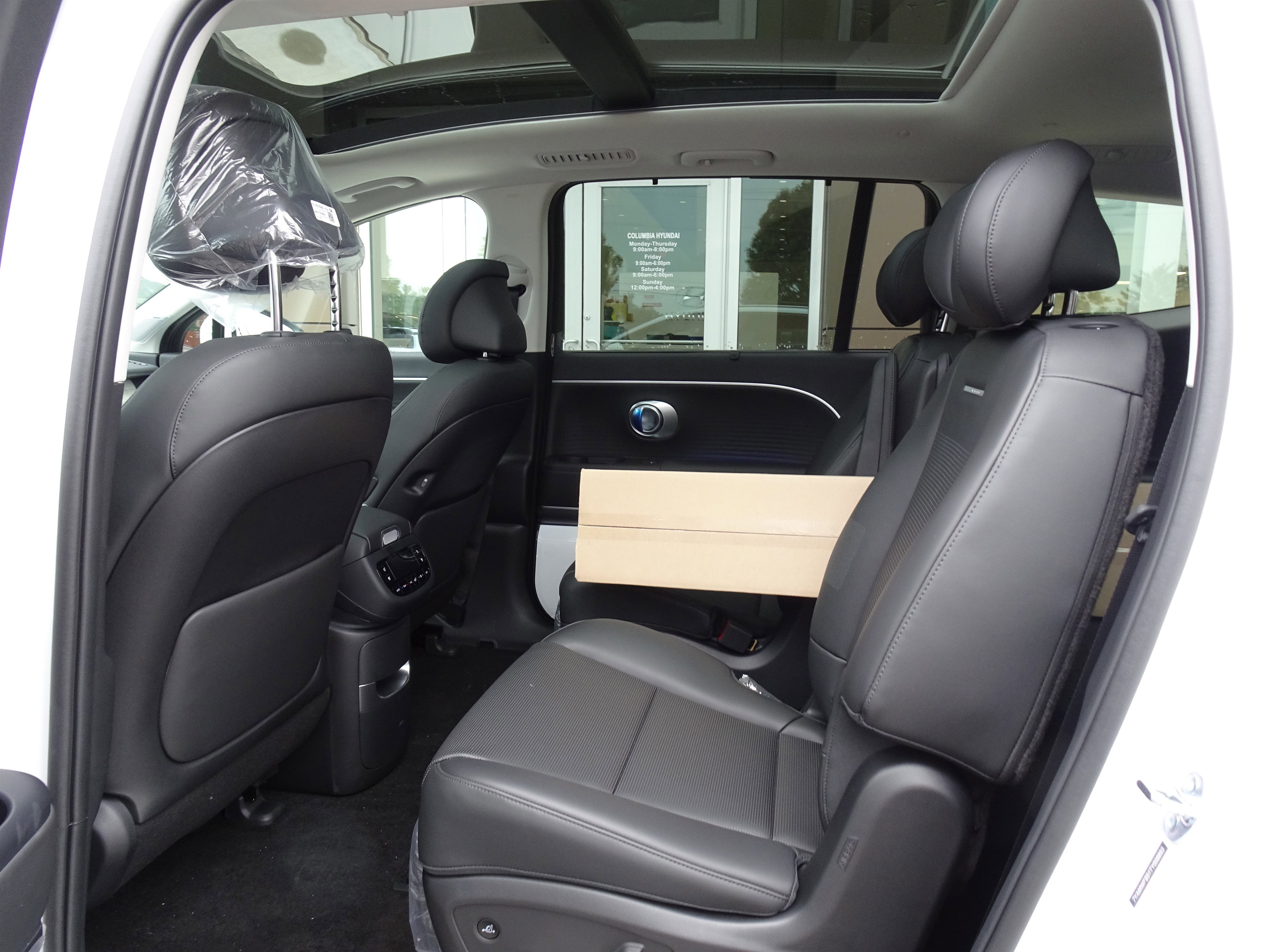 New 2026 Hyundai Ioniq 9 Limited image 13