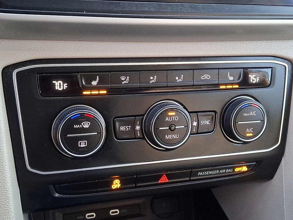 Used 2021 Volkswagen Atlas SE w/ Panoramic Sunroof Package image 18