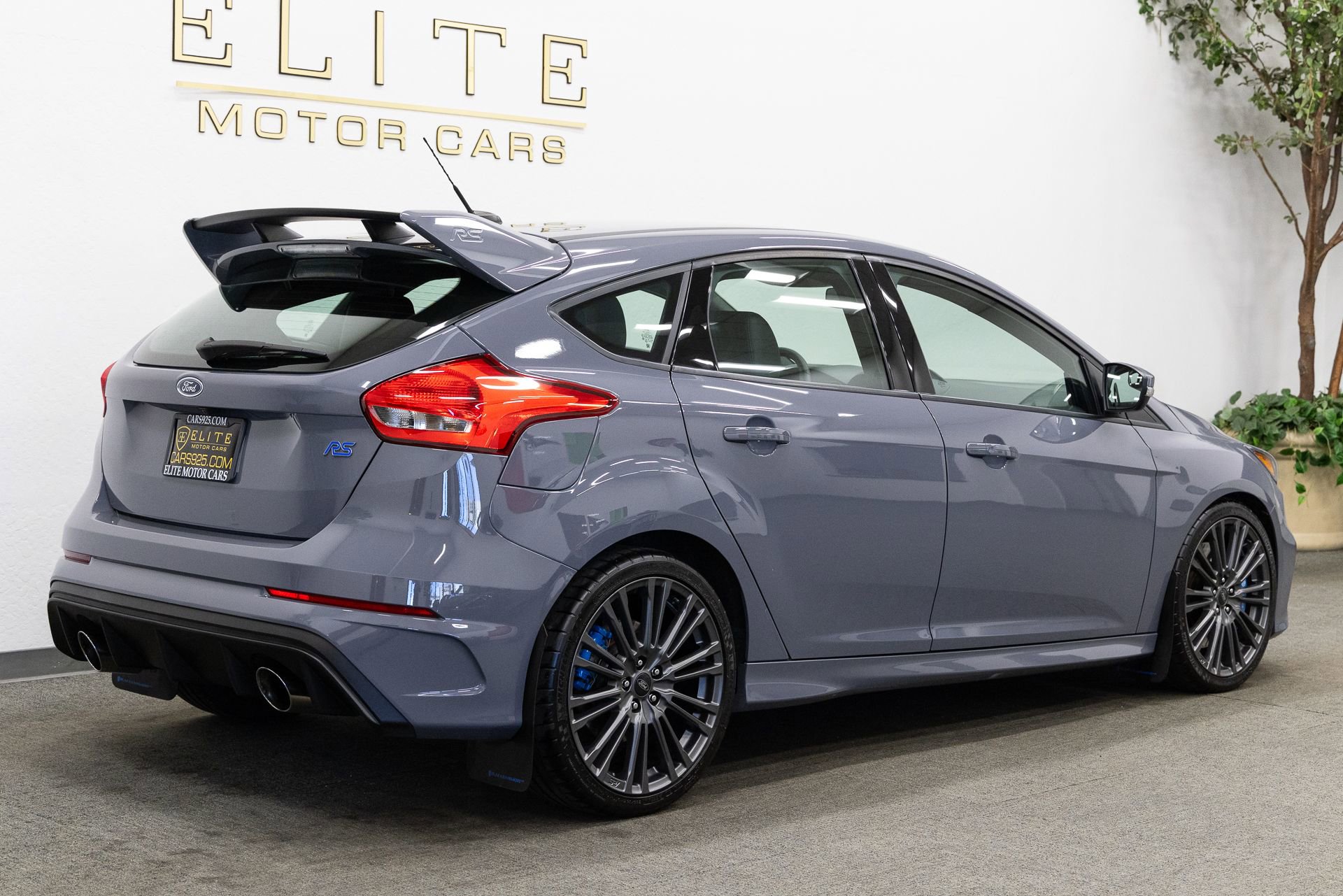 Used 2017 Ford Focus RS image 11