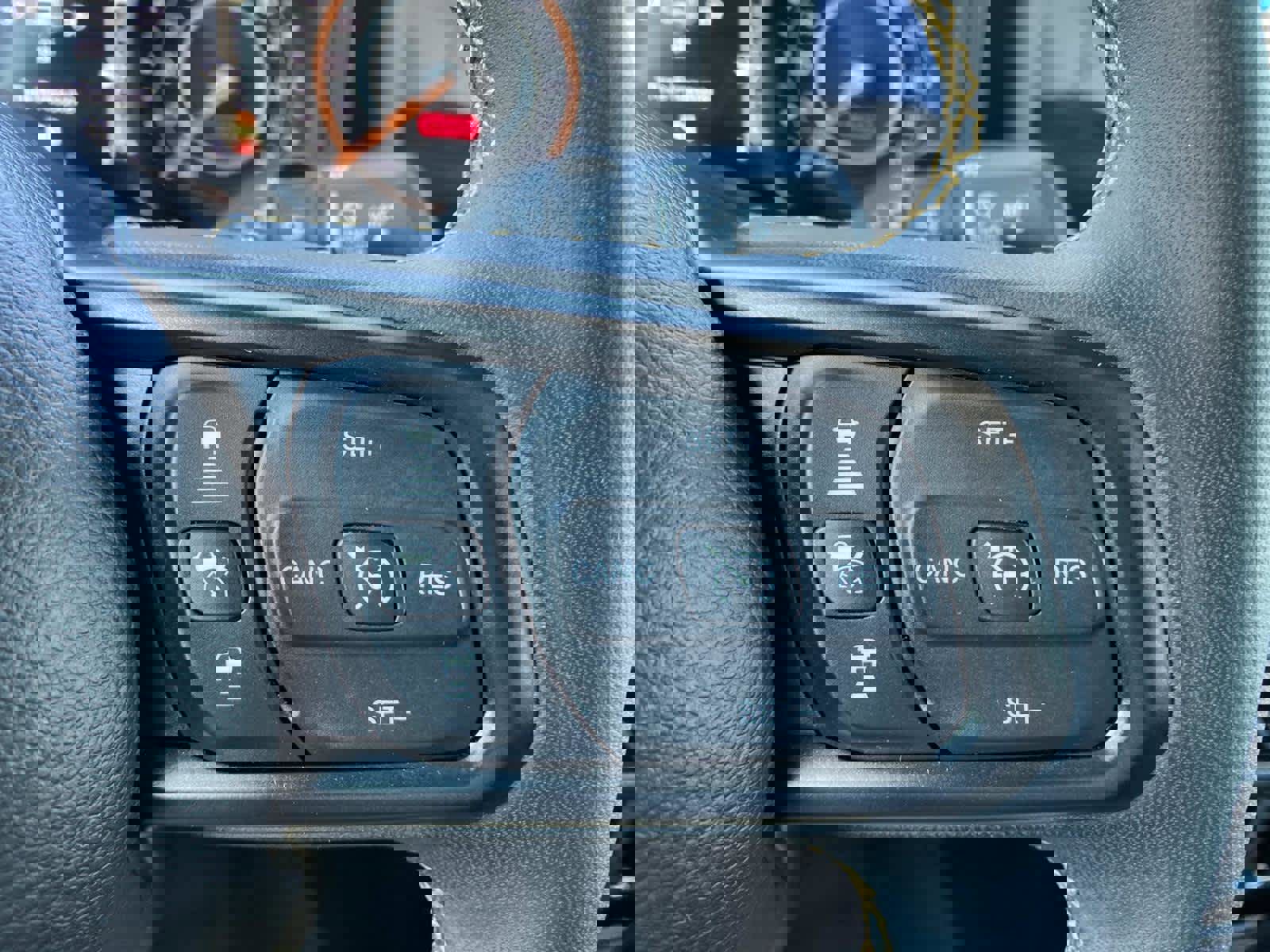 Certified 2025 Jeep Wrangler Sport S AWD/4WD image 18