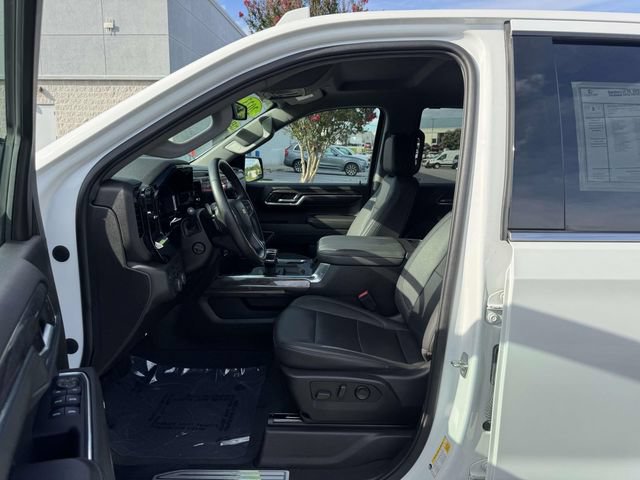 Used 2023 Chevrolet Silverado 1500 LTZ AWD/4WD image 17