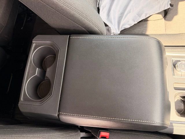 Used 2024 Ford Expedition XLT image 23