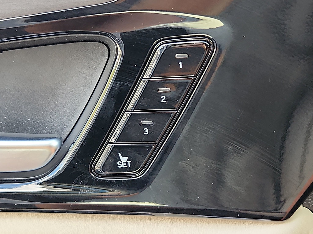 Used 2023 Acura MDX w/ Advance Package AWD/4WD image 29
