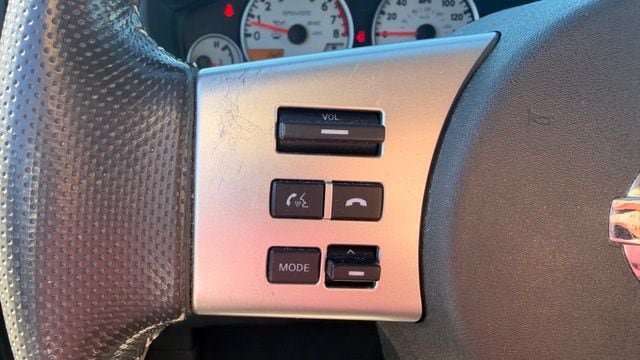 Used 2019 Nissan Frontier PRO-4X AWD/4WD image 18