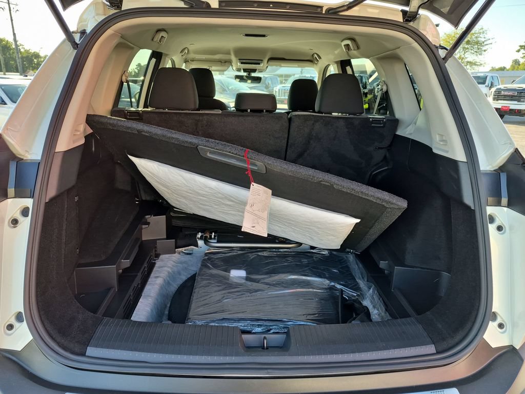 Used 2023 Nissan Rogue SV FWD image 28