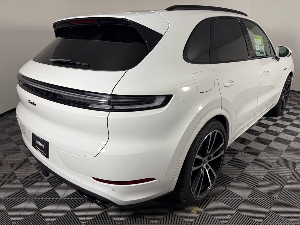 New 2025 Porsche Cayenne Turbo image 7
