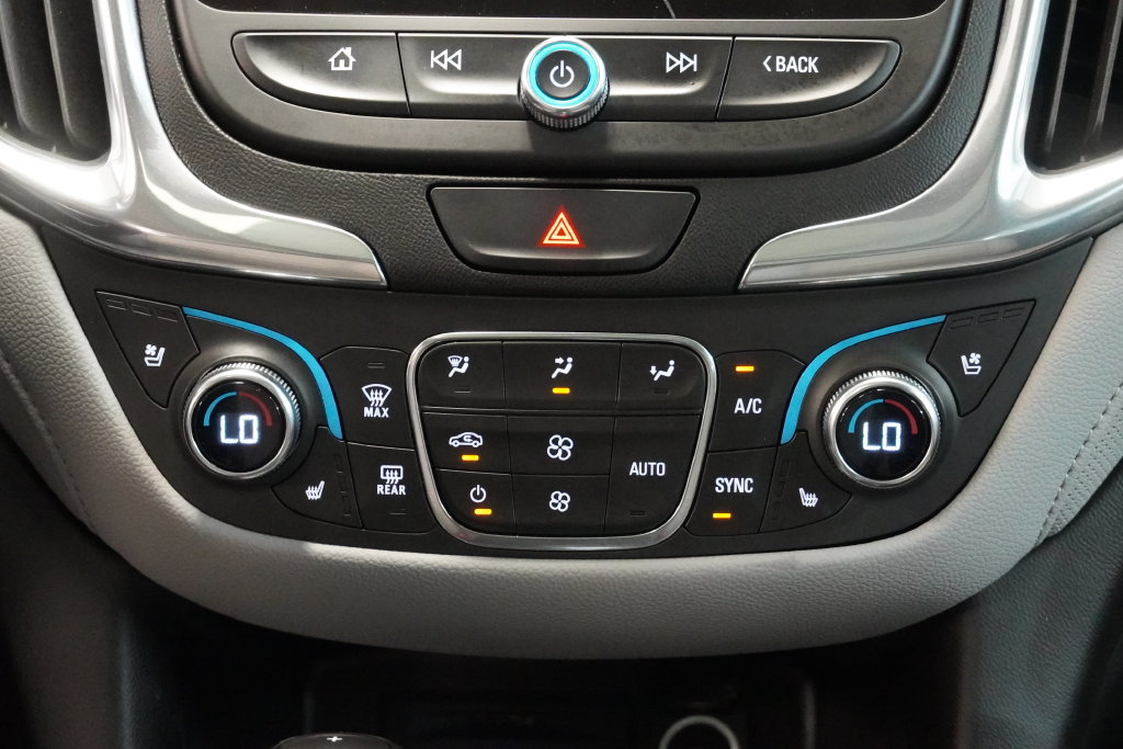 Used 2020 Chevrolet Equinox Premier AWD/4WD image 23