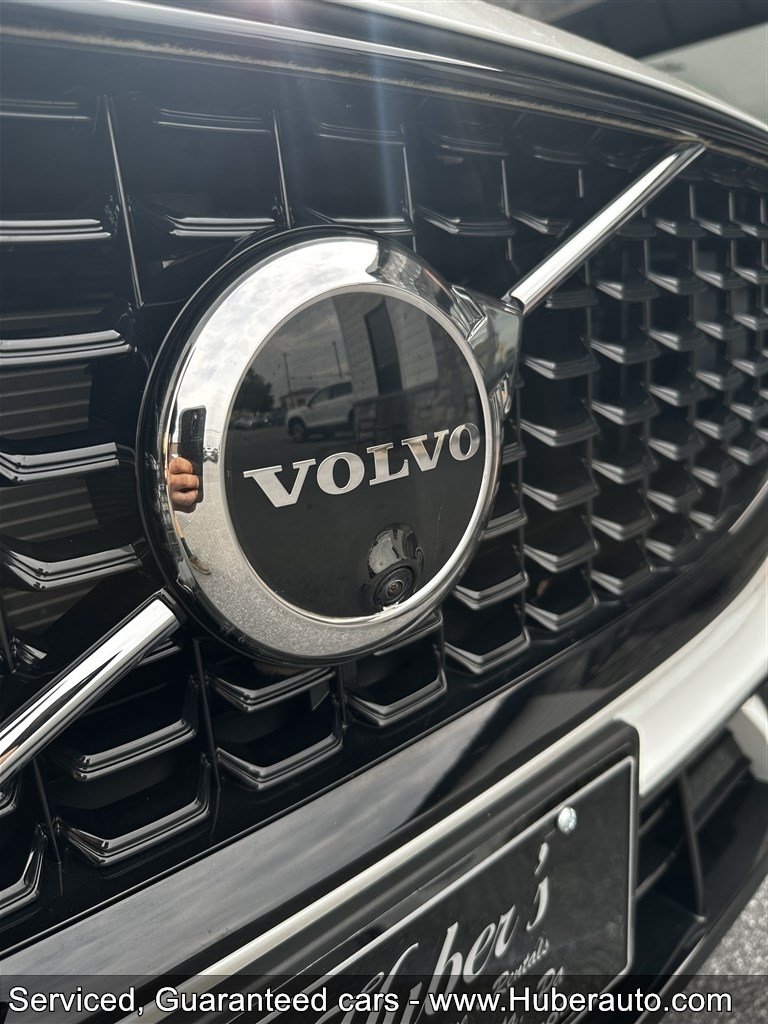 Used 2023 Volvo XC60 B5 Plus w/ Protection Package Premier AWD/4WD image 21