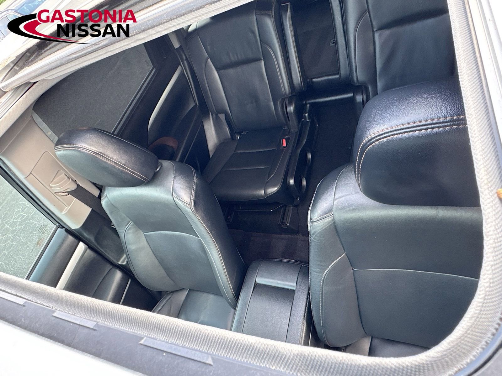 Used 2019 Toyota Highlander XLE FWD image 30