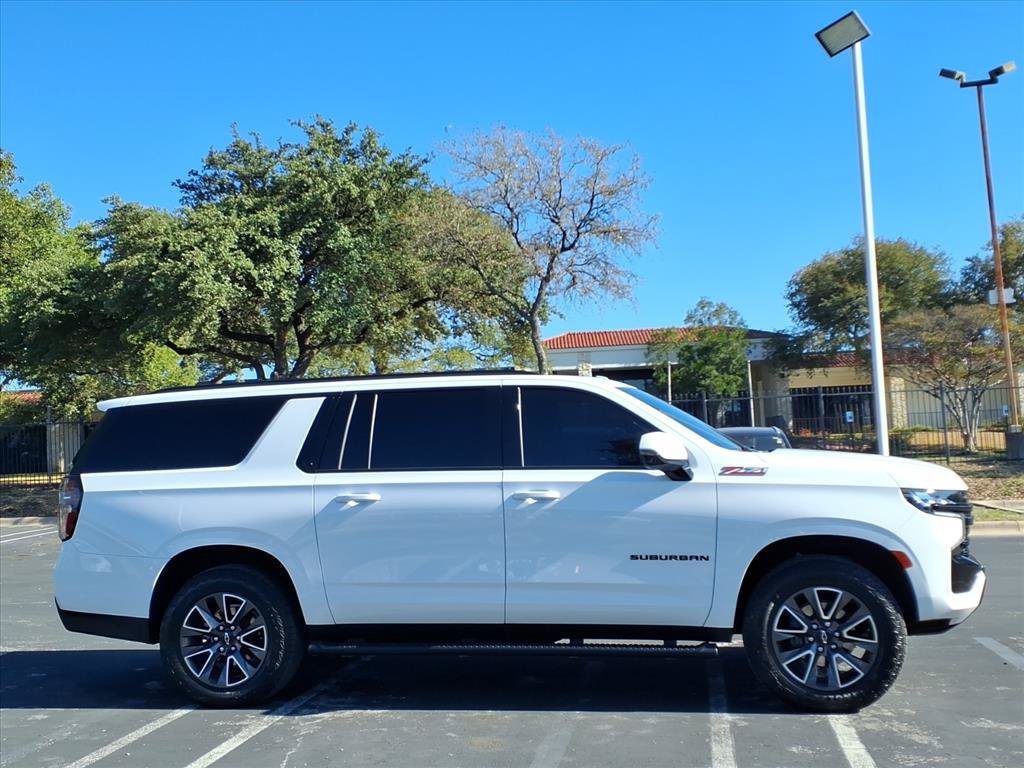 Used 2024 Chevrolet Suburban Z71 w/ Z71 Off-Road Package AWD/4WD image 4