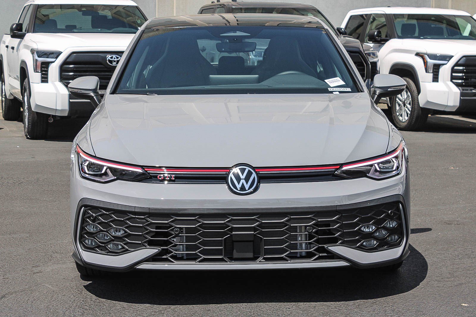 Used 2026 Volkswagen GTI SE FWD image 2