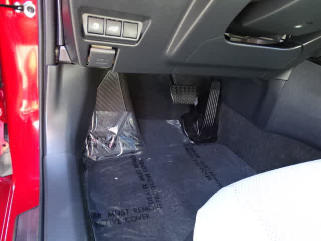 Used 2024 Toyota Prius FWD image 16