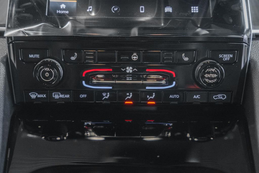 New 2025 Jeep Grand Cherokee L Altitude image 22