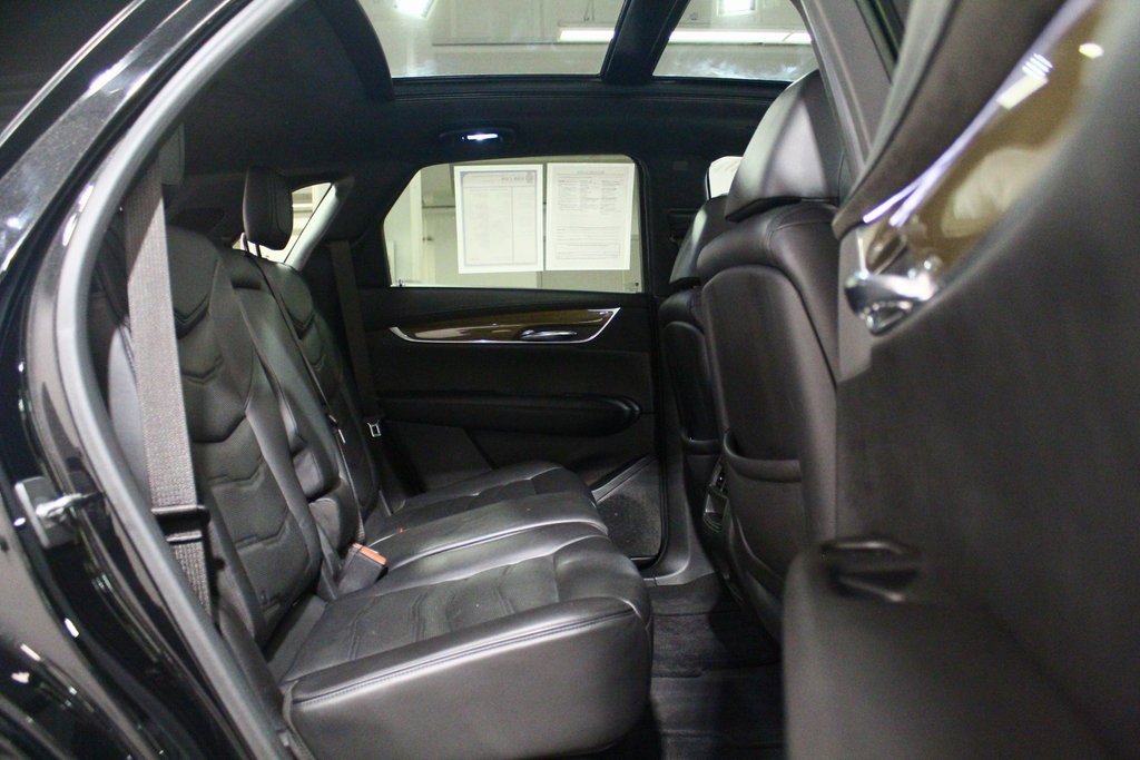 Used 2017 Cadillac XT5 Platinum image 25
