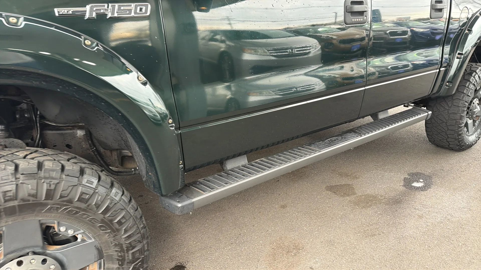 Used 2013 Ford F150 XLT w/ Mid Equipment Group image 40