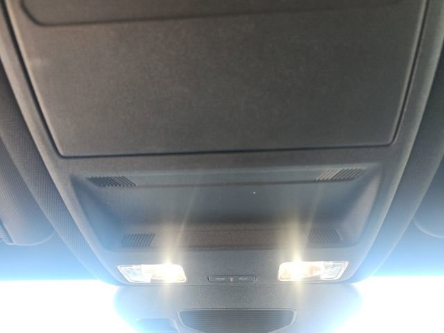 Used 2023 Ford Escape ST-Line Elite w/ Premium Technology Package image 31