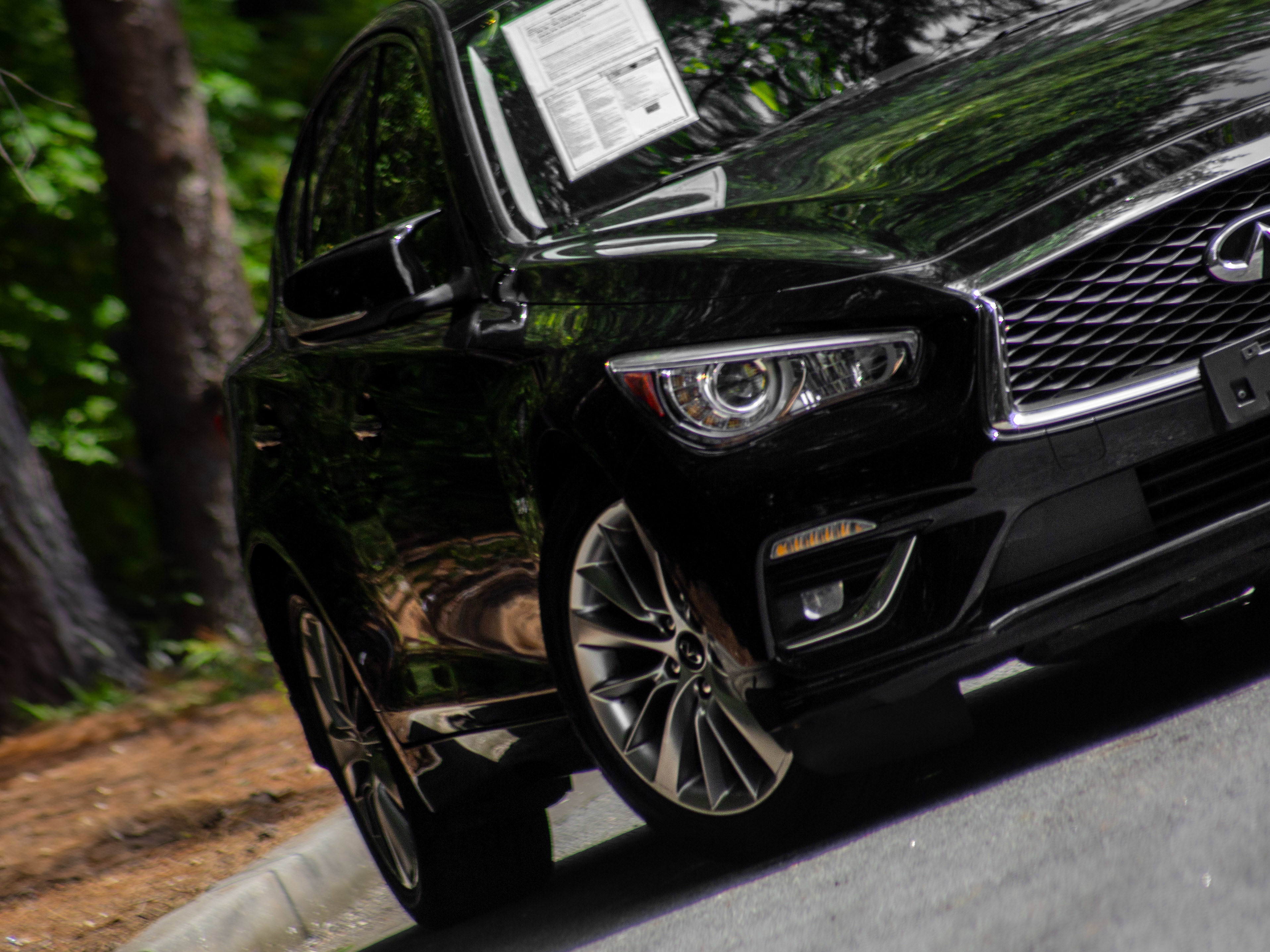 Used 2019 INFINITI Q50 Luxe w/ Essential Package (3.0T Luxe) image 29