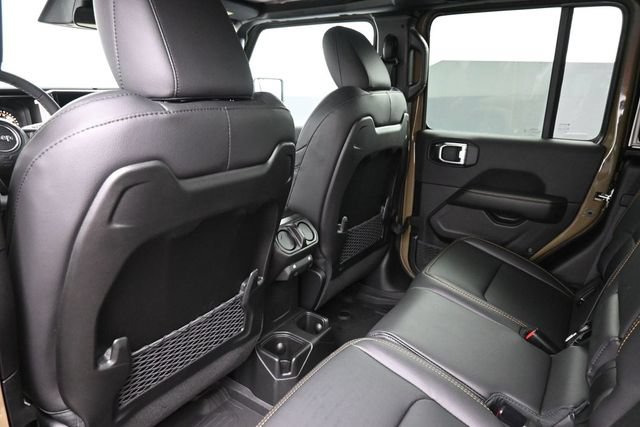 New 2026 Jeep Gladiator Sport AWD/4WD image 10