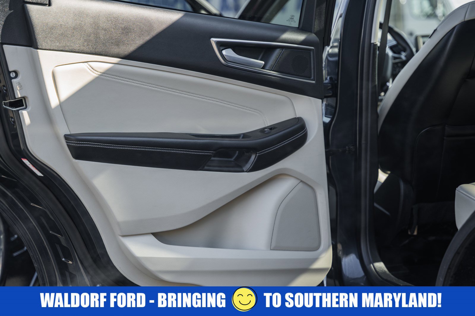 Used 2022 Ford Edge Titanium image 54