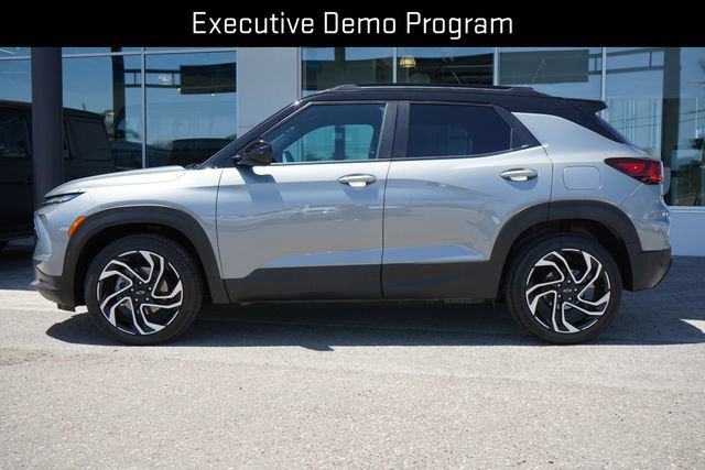 Used 2026 Chevrolet TrailBlazer RS w/ Convenience Package AWD/4WD image 5