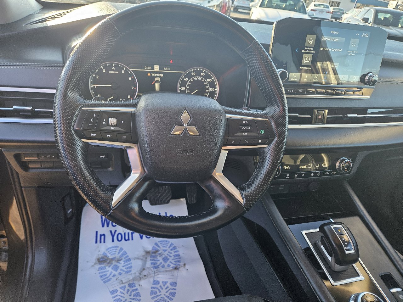 Used 2024 Mitsubishi Outlander AWD image 18