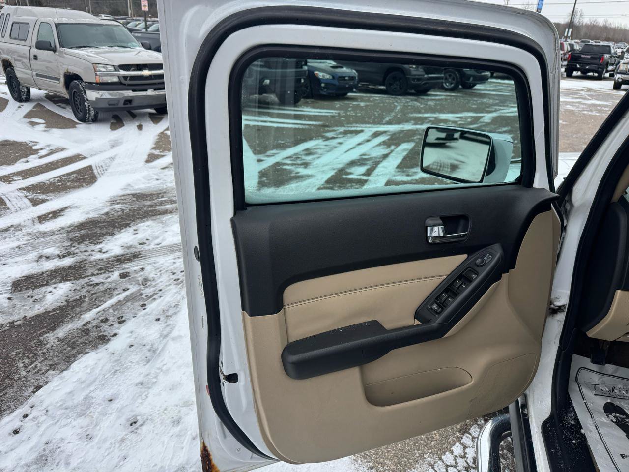 Used 2007 HUMMER H3 AWD/4WD image 14