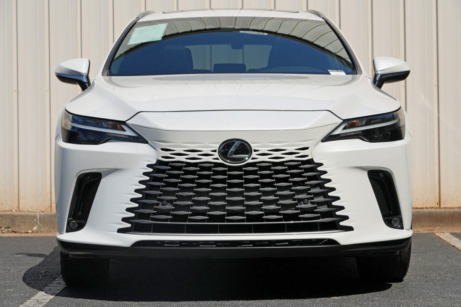 Used 2023 Lexus RX 350h w/ Cold Area Package AWD/4WD image 7