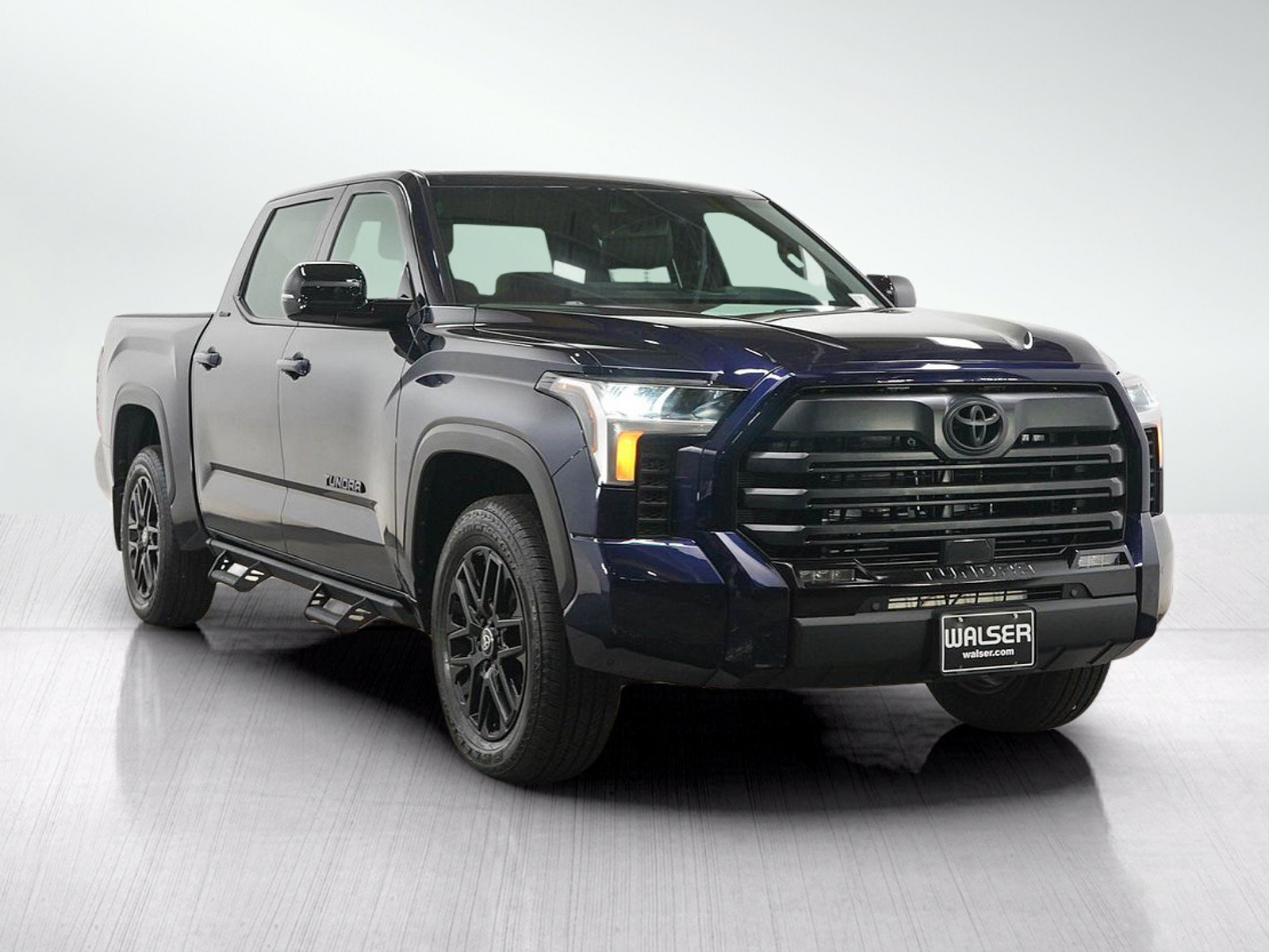Used 2026 Toyota Tundra Limited AWD/4WD image 9