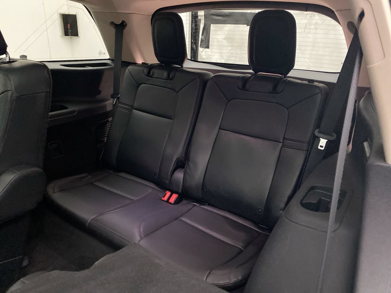 Used 2022 Lincoln Aviator AWD w/ Premium Package image 25