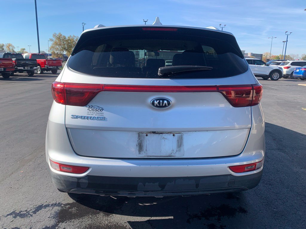Used 2017 Kia Sportage LX w/ LX Popular Package AWD/4WD image 4