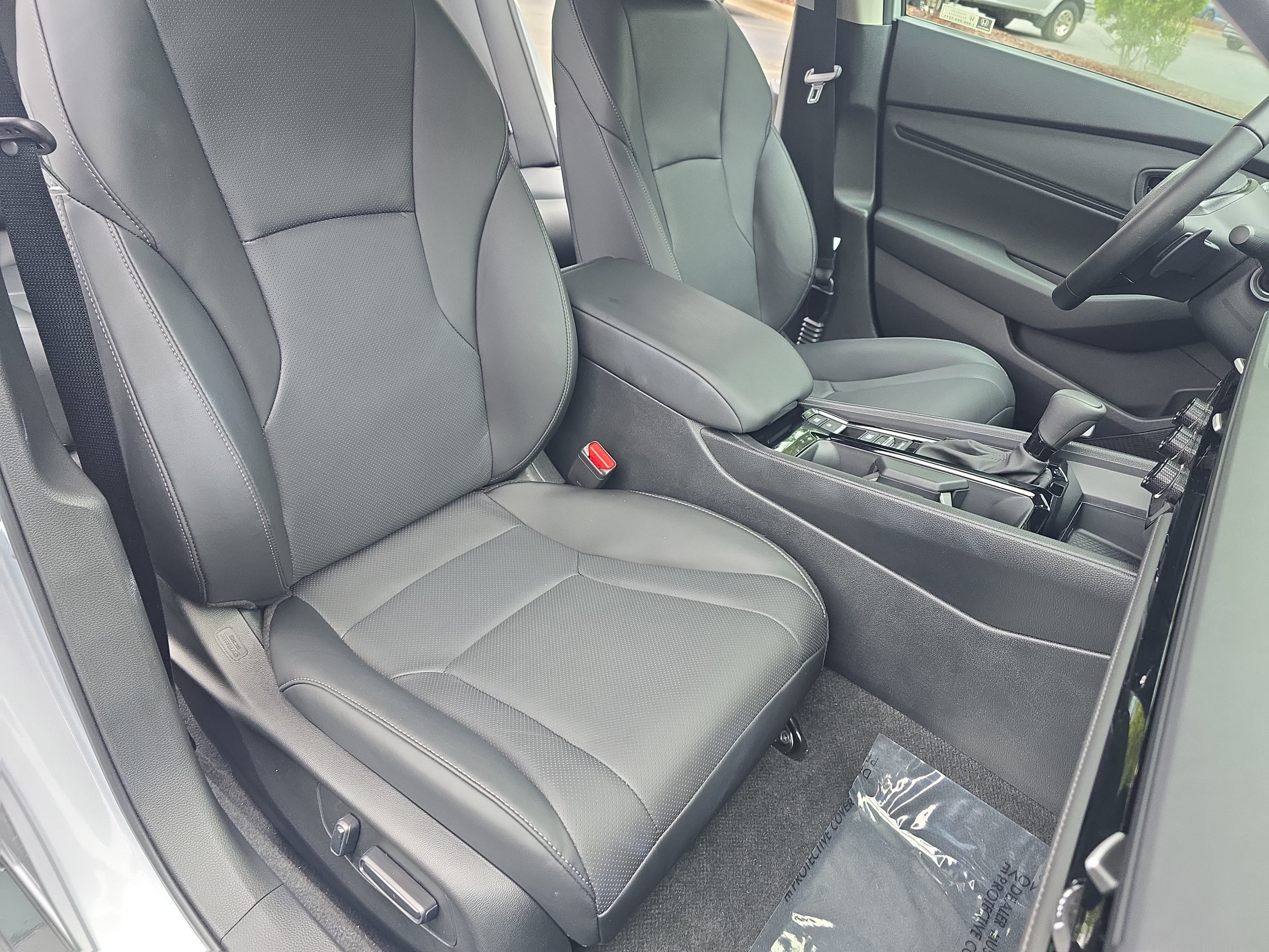 Used 2026 Honda Accord EX-L image 10