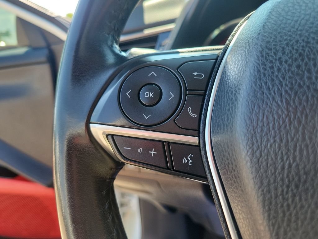 Used 2020 Toyota Camry XSE FWD image 23