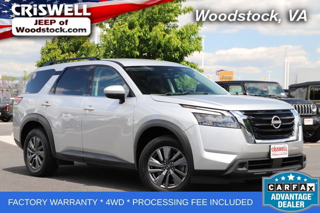 Used 2025 Nissan Pathfinder SV AWD/4WD image 1