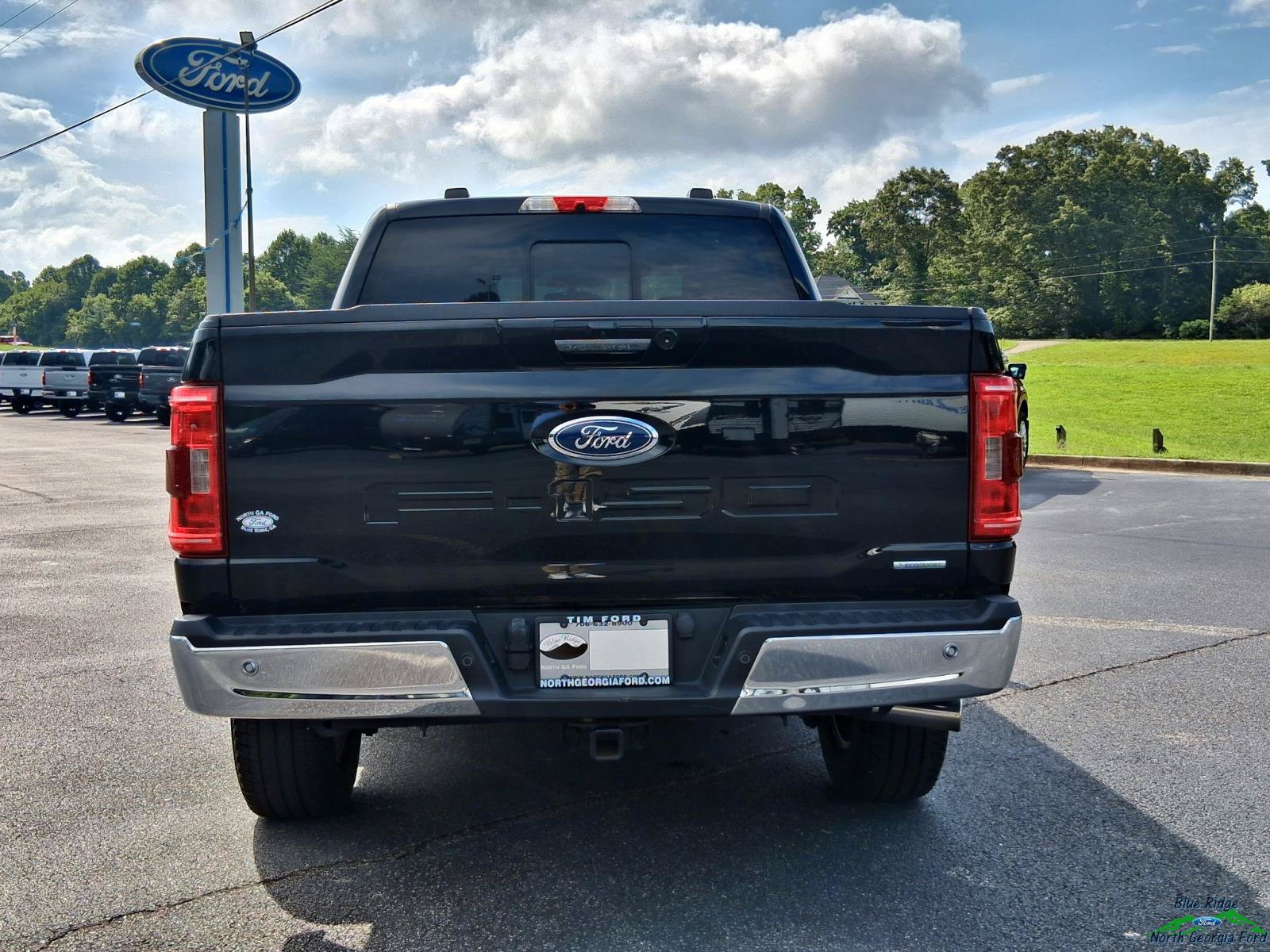 Used 2022 Ford F150 XLT w/ Equipment Group 302A High AWD/4WD image 4