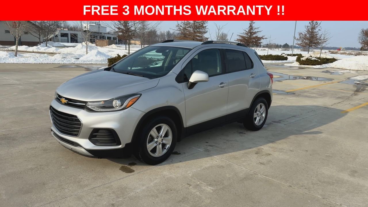 Used 2021 Chevrolet Trax LT w/ Driver Confidence Package image 4